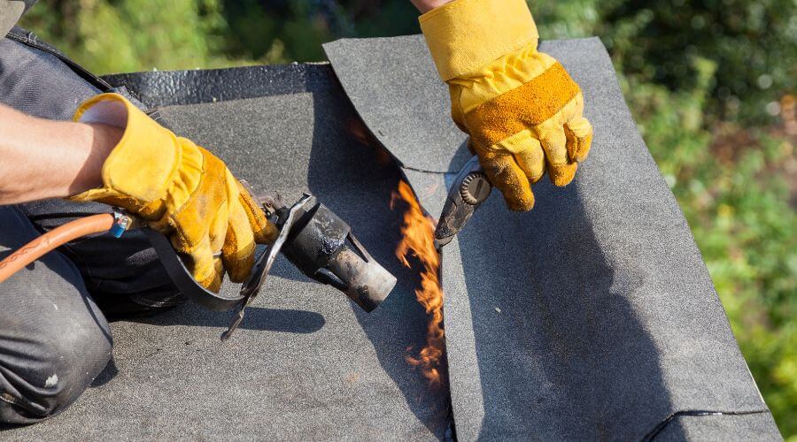Expert Emergency Roof Repairs services in Yankton, SD